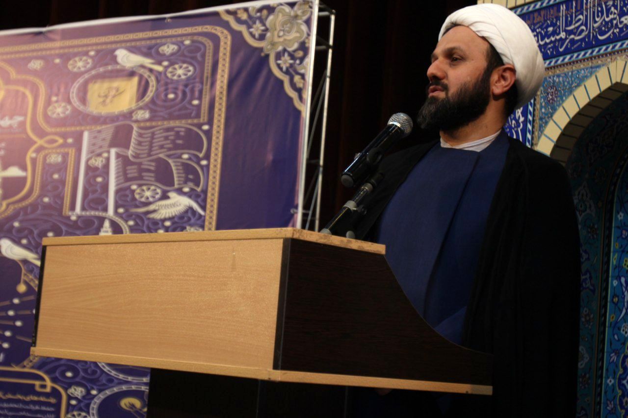 شناخت خدا و عمل به معارف الهی مسیر موفقیت و سعادت انسان را هموار می‌کند