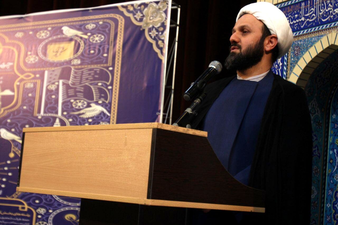 شناخت خدا و عمل به معارف الهی مسیر موفقیت و سعادت انسان را هموار می‌کند