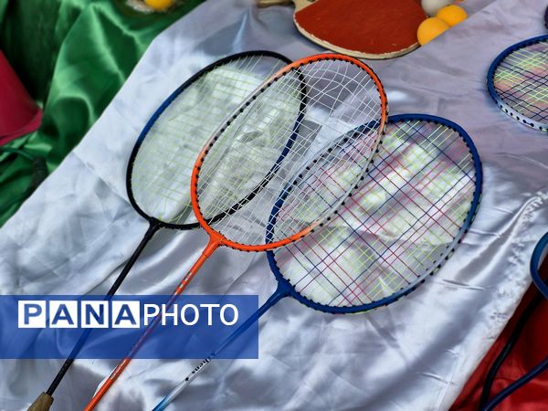 المپیاد ورزشی درون مدرسه‌ای در دبیرستان شاهد گلوگاه 