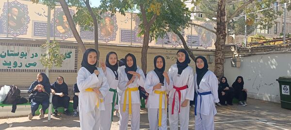 المپیاد ورزشی در دبیرستان کوثر فرهنگیان