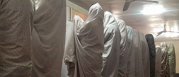اعتکاف غوطه ور شدن در دریای روشن امید