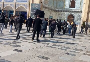 پیشوا در سوگ بانوی دو عالم 