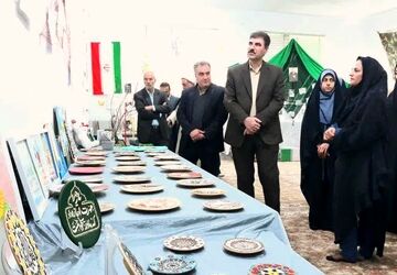 اولین نمایشگاه دست سازه‌های دانش‌آموزان مدرسه سادات زارچ