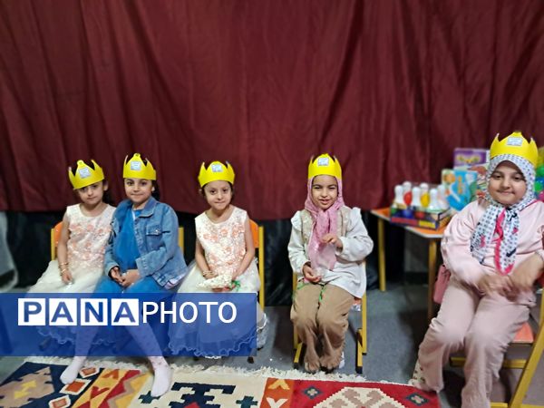 جشن اختتامیه خانه قرآن تسنیم در حسینیه اباذر