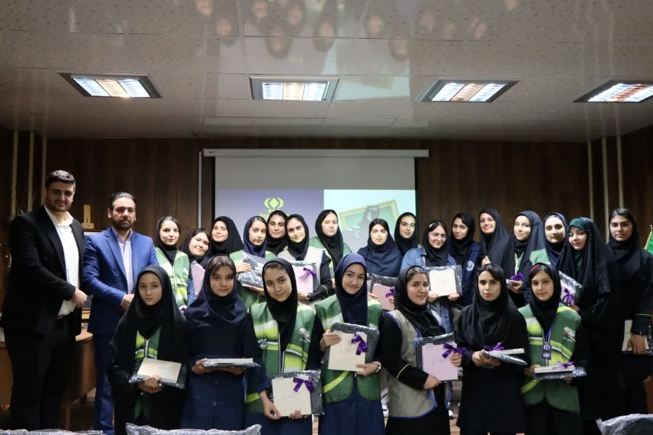 حمایت مسئولین اصلی‌ترین عامل در شکوفایی استعدادهای دانش‌اموزان است