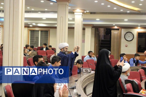 آیین اختتامیه چهاردهمین دوره جشنواره نوجوان سالم در قم