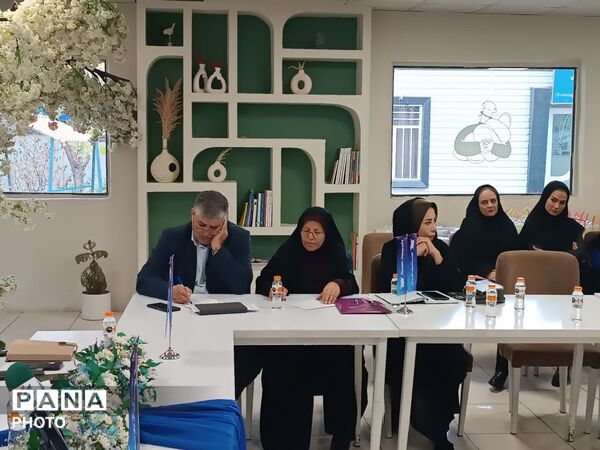 نشست خبری موسسه آموزش عالی رسام در کرج 