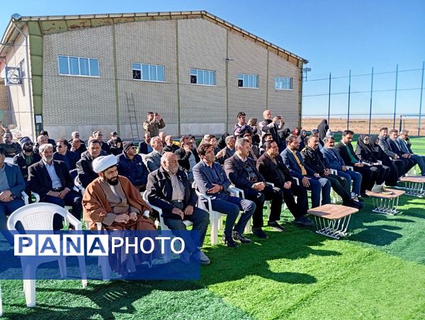 افتتاح چمن مصنوعی روستای قوژد