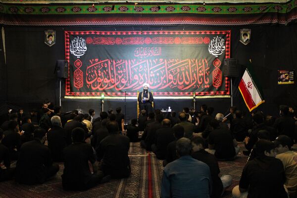 مراسم سوگواری شب هشتم محرم در هیئت انصار الحجه نیشابور 