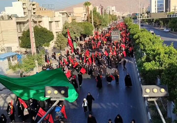 اربعین است و جهان یکسره هیأت شده است