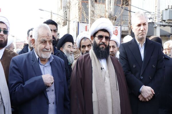 راهپیمایی ۲۲ بهمن در شهرستان پاکدشت 