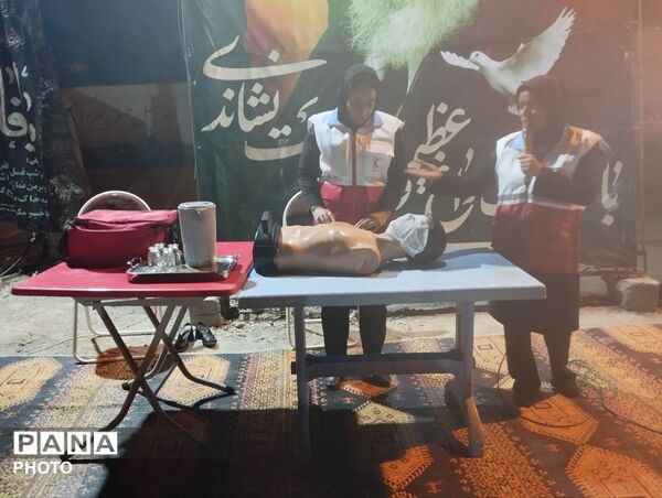 برگزاری دوره آموزشی هلال‌احمر در فین محله مارم ایستگاه وحدت