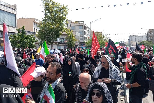 حضور غیور مردان چهارمحال و بختیاری در آیین وداع و تشییع رهبر شهید انقلاب اسلامی ایران