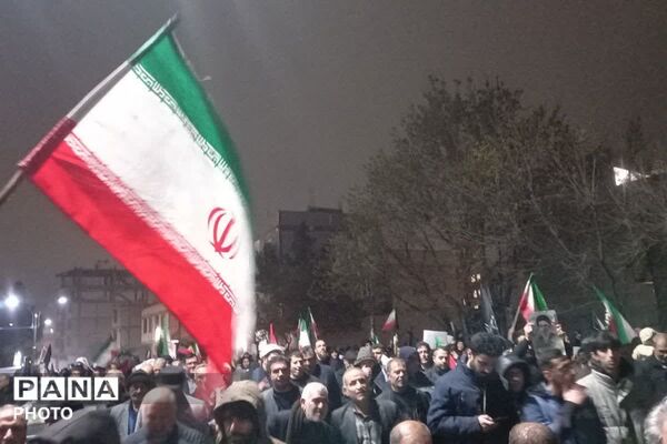 تجمع پرشور مردم در میدان‌های  اصلی شهر صباشهر 
