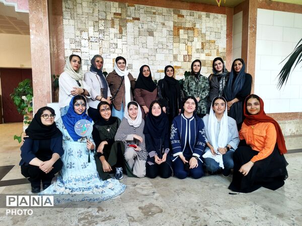 داوری مرحله استانی جشنواره نوجوان خوارزمی در محورهای فرهنگ و هنر و عکاسی