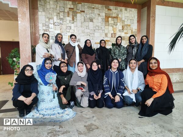 داوری مرحله استانی جشنواره نوجوان خوارزمی در محورهای فرهنگ و هنر و عکاسی