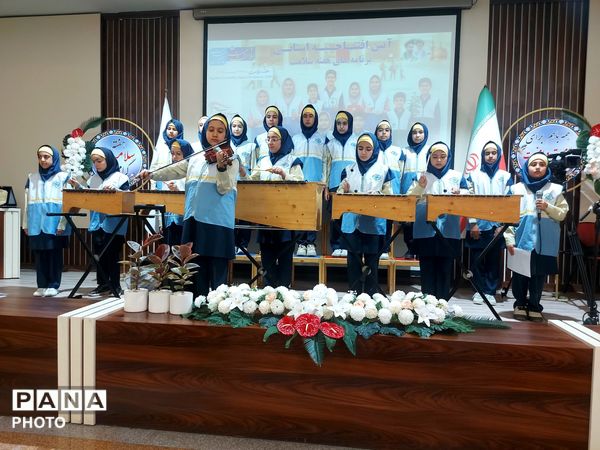 افتتاحیه هفته سلامت در دبستان آرمینه مصلی نژاد