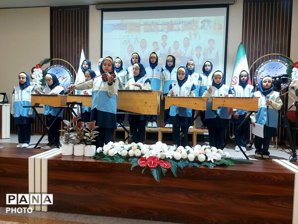 افتتاحیه هفته سلامت در دبستان آرمینه مصلی نژاد