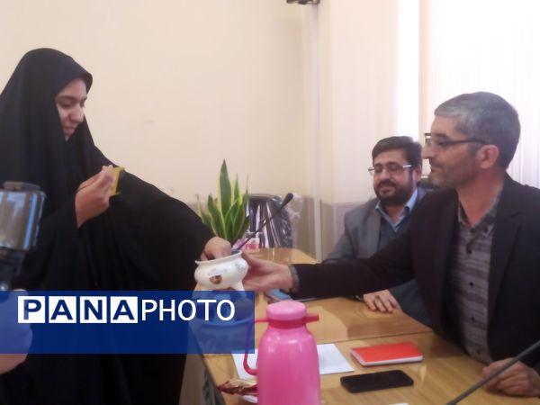 مراسم قرعه‌کشی حج عمره مفرده دانش‌آموزی استان اصفهان