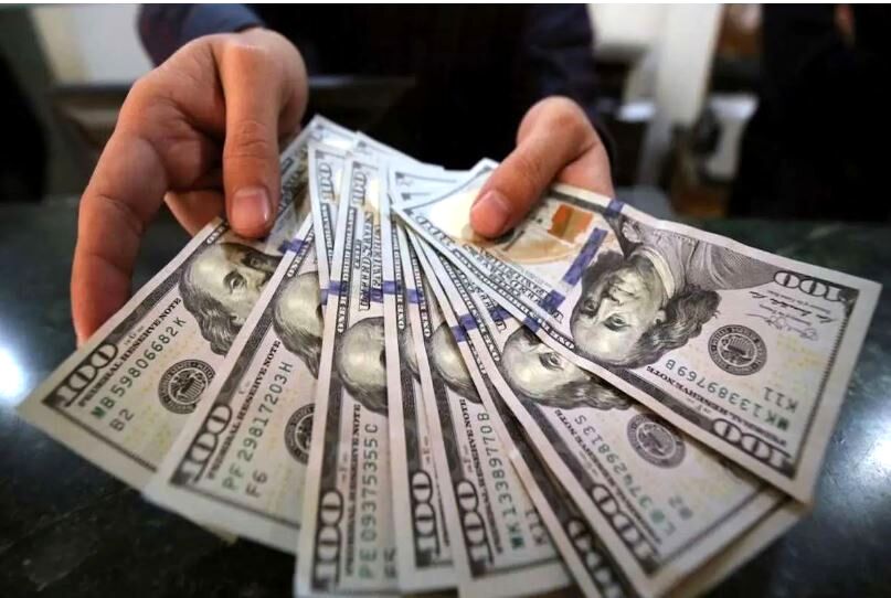 حکم منع تعقیب برای پنج بانک در پرونده قاچاق ارز صادر شد