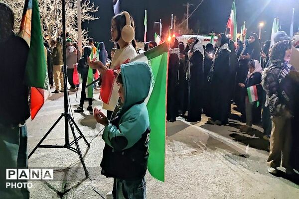 هستیم بر عهدی که بستیم تا آخر جان