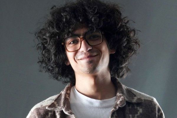 قیس یساقی: تئاتر، تخیل را به بلندپروازی پیوند می‌زند