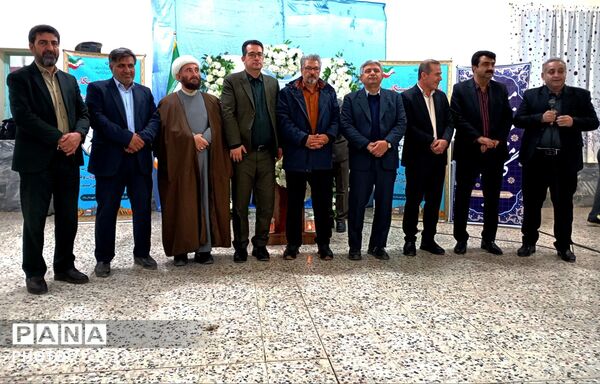 آیین تجلیل از فرهنگی بازنشسته در شهرستان مانه
