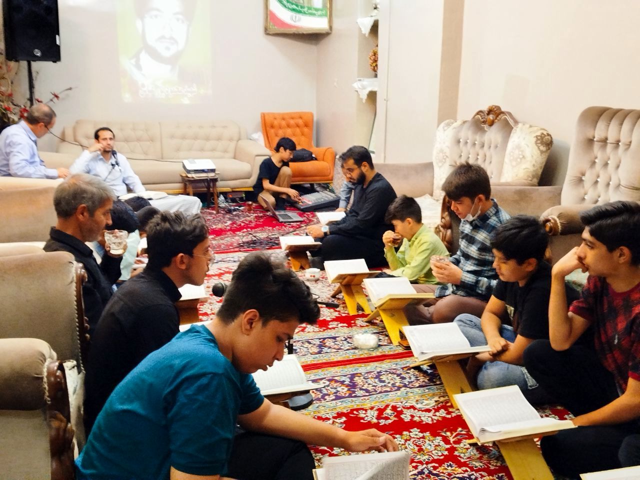  آغاز محفل قرآنی ‘چهل شب با چهل شهید’ در کاشمر 