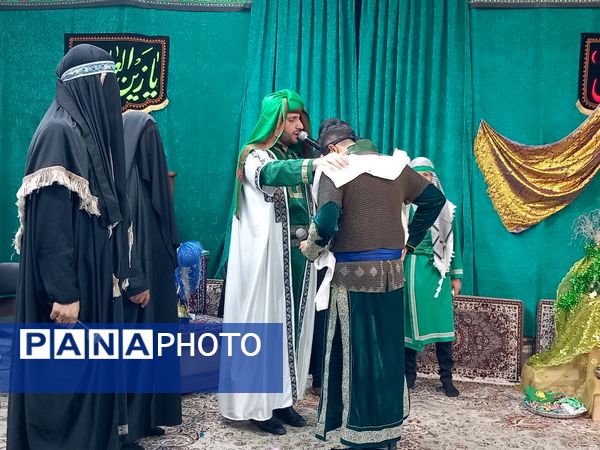 تعزیه‌خوانی تاسوعا در حسینیه موسی بن جعفر (ع)