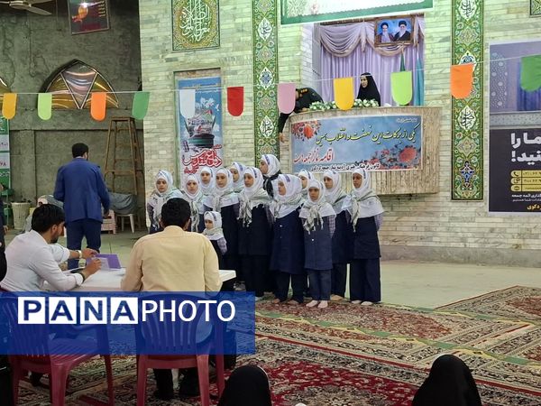 جشنواره سرودخوانی به‌مناسبت هفته دفاع مقدس