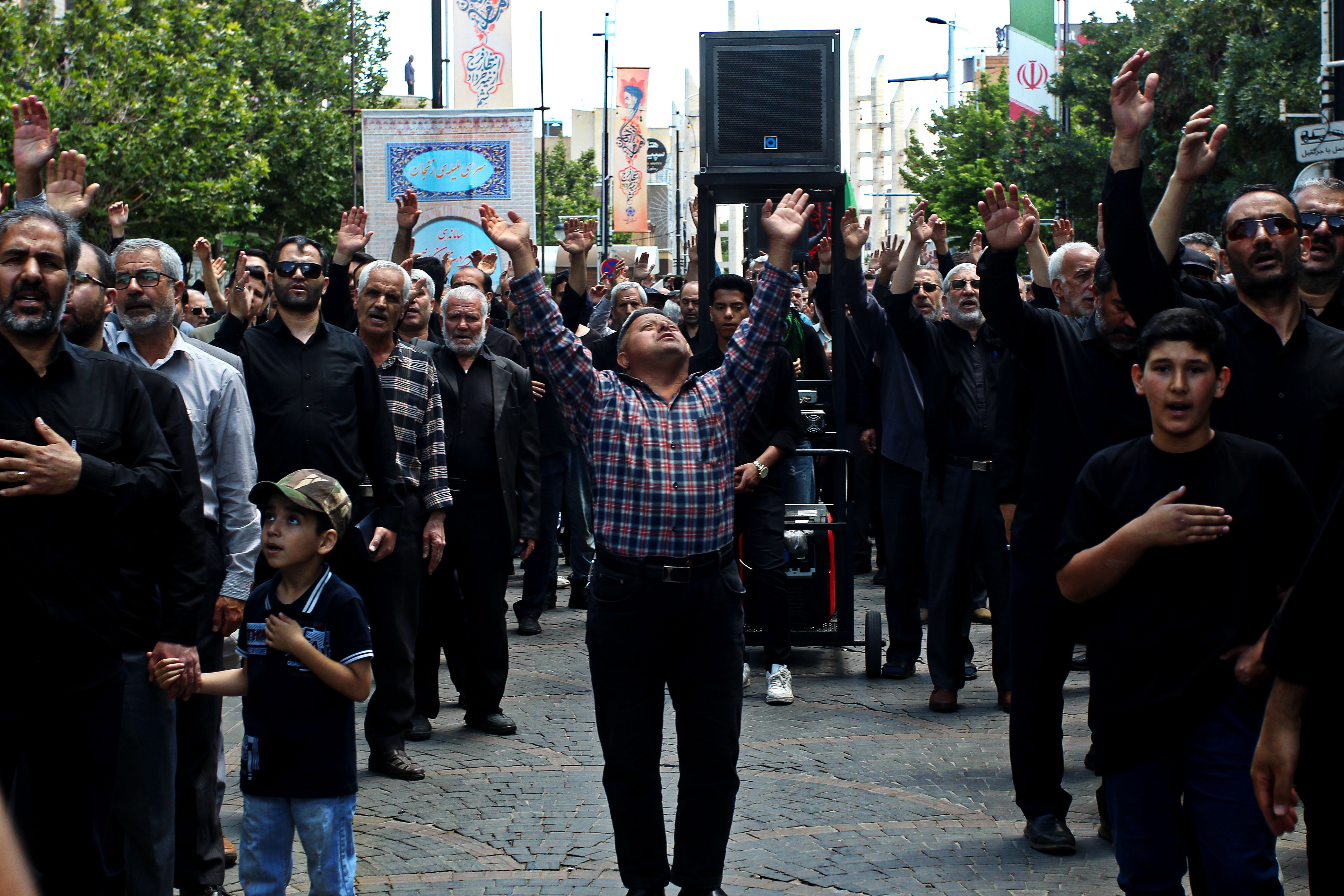 حرکت دسته عزاداری رحلت امام خمینی 