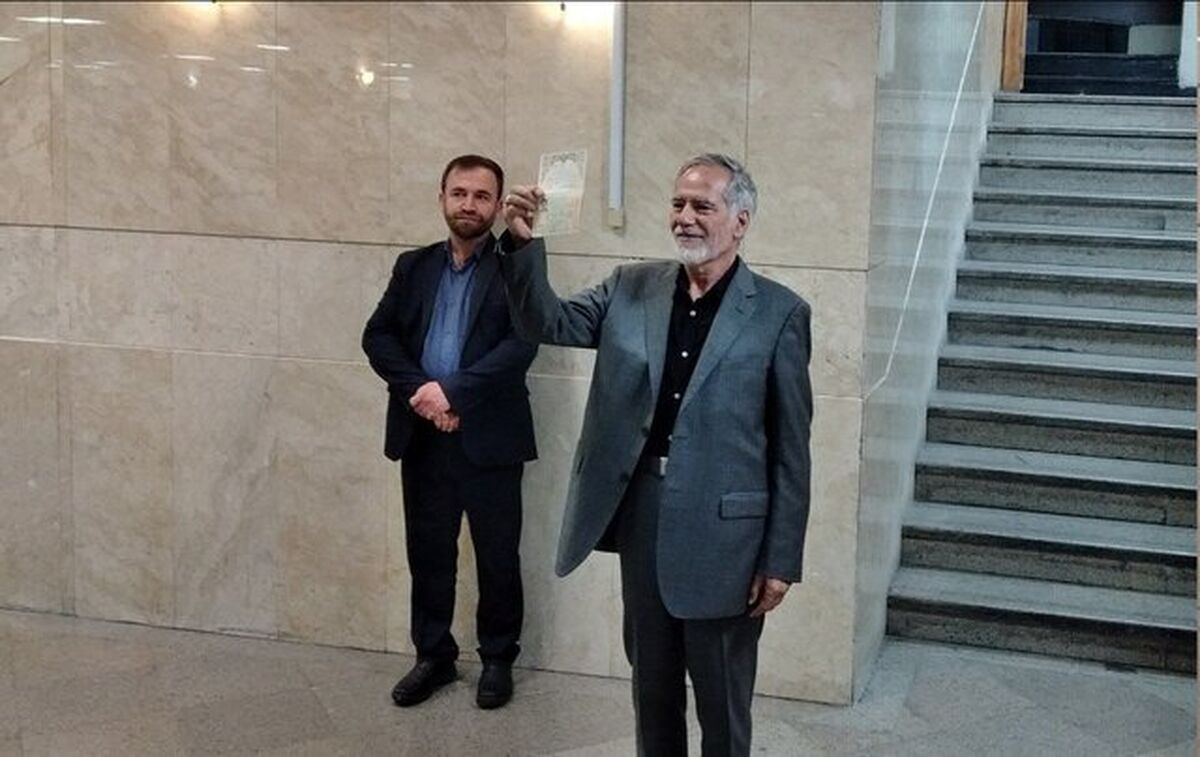 ناظمی‌اردکانی داوطلب کاندیداتوری انتخابات ریاست‌جمهوری شد