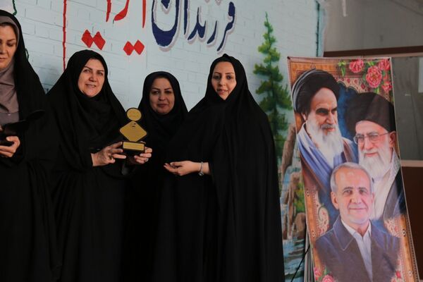 جشنواره مادر و دختری در دبستان زینبیه تبریز