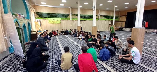 اعتکاف دانش‌آموزان پسر در شهرستان فاروج 