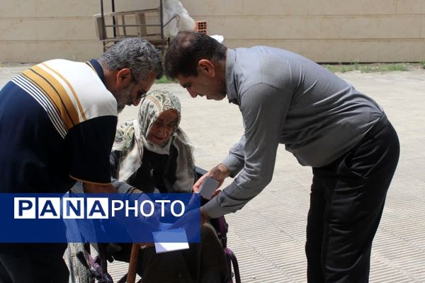 چهاردهمین دوره انتخابات ریاست‌جمهوری در گلوگاه 