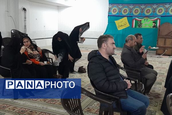 مراسم ایام الله دهه فجر در دبیرستان معارف صدرای ولایت