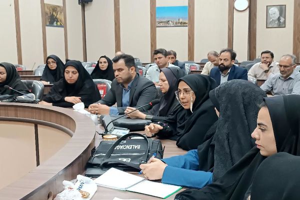 نشست بررسی چالش‌های آسیب‌های اجتماعی در گناباد