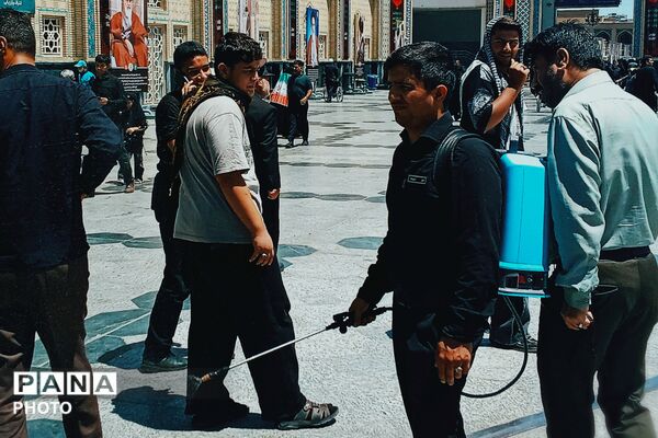 وداع تاریخی با رهبر شهید در مشهدالرضا