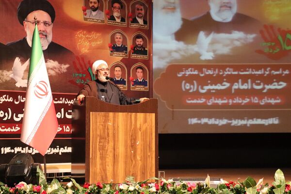 مراسم گرامیداشت سالگرد رحلت امام خمینی(ره) با حضور فرهنگیان تبریز