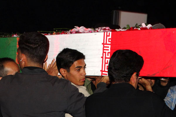 از پرواز تا میزبانی؛ مسجدالقرآن شیراز میزبان پیکر پاک شهید گمنام