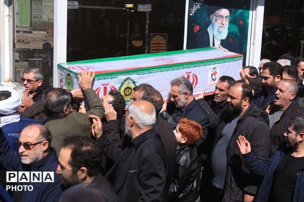 تشییع پیکر شهید سرگرد «جواد عبدی» در حملات آمریکایی - صهیونی