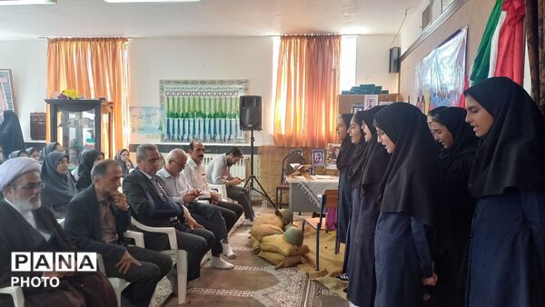 جشن جوانه ها در دبیرستان دخترانه شهید حسن انصاری
