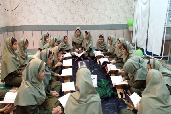 دانش‌آموزان بهبهانی فریاد «مرگ بر اسرائیل» سر دادند