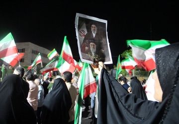 قیامدشت؛ صحنه همدلی مردمی و فعالیت‌های فرهنگی در اجتماع شبانه