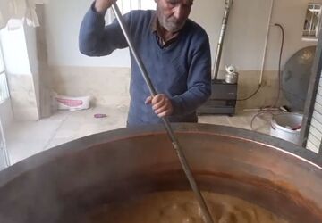 پخت سمنو در شهر نقنه