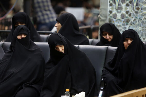 مراسم اربعین شهدای خدمت از سوی رهبر معظم انقلاب در قم 