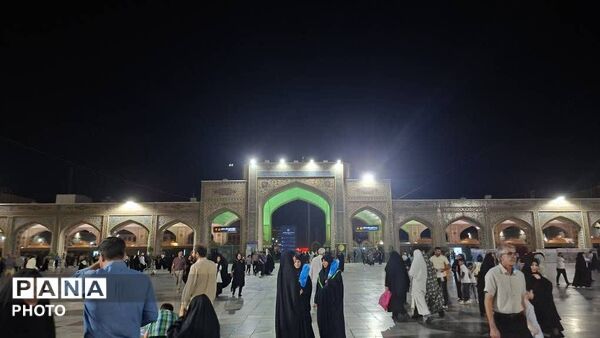 نورِ ربیع در آستانه‌ی رضا؛ جشنی در دلِ حرم