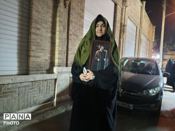 نیشابور  در آغوش باران؛ قصه دلدادگی مردم در مسجد جامع 