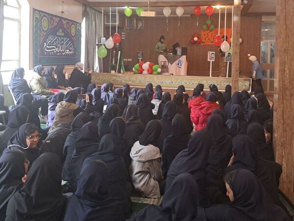 جشن ایرانمون دبیرستان انیس خوشقدم در اعیاد شعبانیه 