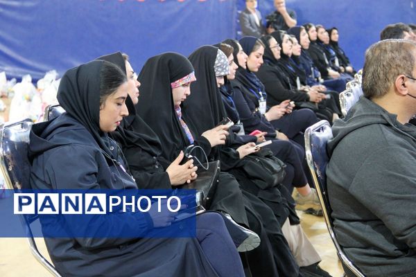 توزیع هزار بسته معیشتی به همت خیرین و خیریه عطر یاس نبوی